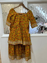 Load image into Gallery viewer, Yashawini - Available to try on until 23 October
