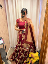 Load image into Gallery viewer, Anupriyaa
