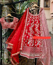 Load image into Gallery viewer, Damayanti
