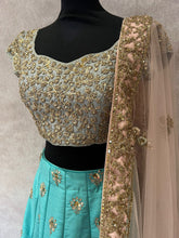 Load image into Gallery viewer, Preeti
