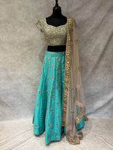 Load image into Gallery viewer, Preeti
