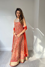 Load image into Gallery viewer, Shriya
