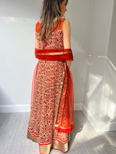 Load image into Gallery viewer, Shriya
