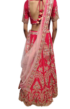 Load image into Gallery viewer, Ishani
